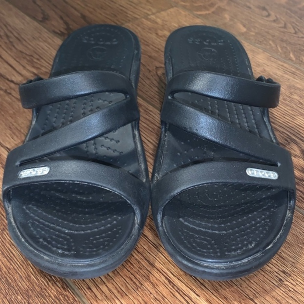 Women’s Crocs Slip-on Sandals In Size 7 Black
